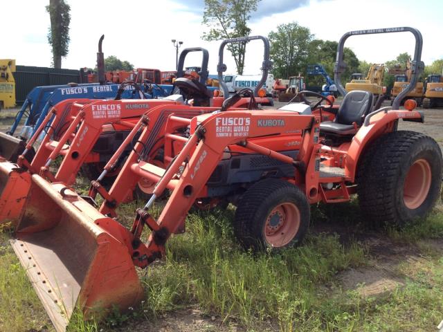 Where to rent Tractor Loader 3 PT 4x4 L-3830 in Flemington NJ